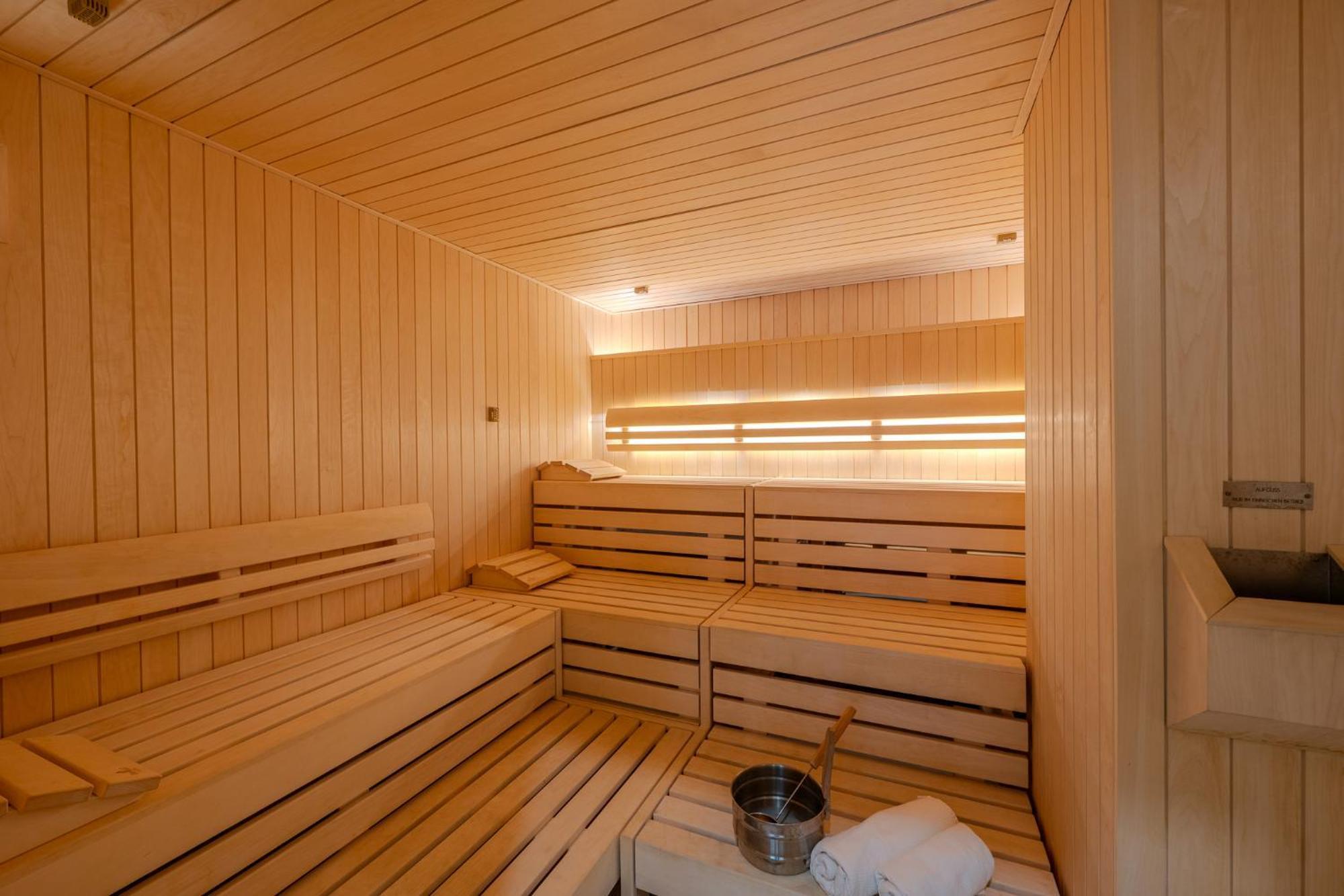 Marina Maisonette Seeblick Mit Pool Und Sauna บาดซาโรว์ ภายนอก รูปภาพ